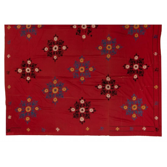 Silk Hand Embroidered Bed Cover, Vintage Suzani Wall Hanging from Uzbekistan. 6.7 x 8.7 Ft (204 x 263 cm)