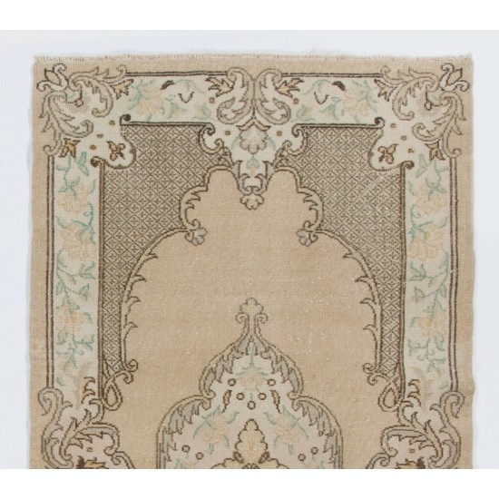 Vintage Handmade Turkish Oushak Accent Rug, Medallion Design Carpet. 3.8 x 7 Ft (114 x 213 cm)