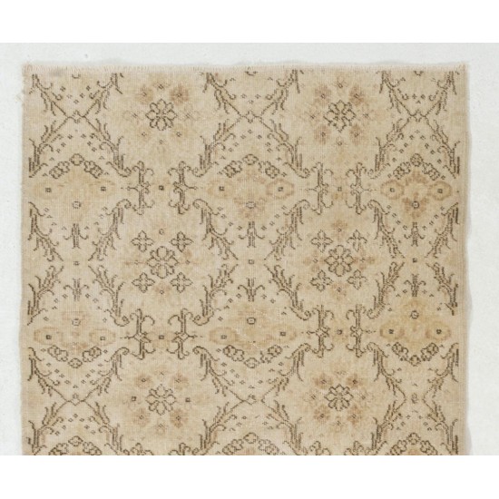 Hand-Knotted Vintage Floral Accent Rug, Central Anatolian Wool Carpet. 3.8 x 6.6 Ft (115 x 200 cm)