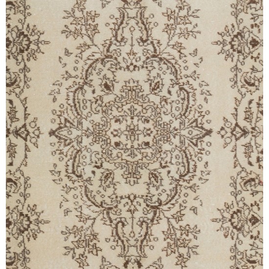 Turkish Oushak Rug in Ivory and Brown Color, Traditional Hand-Knotted 1960s Carpet. 3.8 x 7.3 Ft (115 x 220 cm)