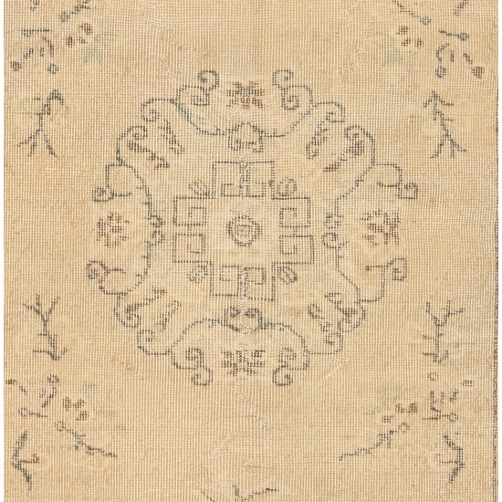 Handmade Art Deco Chinese Design Rug, Mid-Century Turkish Carpet. 3.9 x 7 Ft (118 x 215 cm)