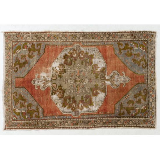 Hand-Knotted Vintage Turkish Oushak Rug Made of Wool. 4 x 6.4 Ft (120 x 193 cm)