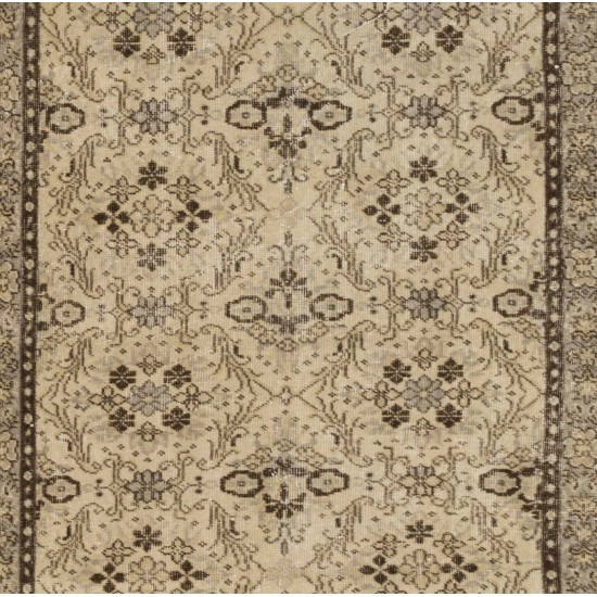 Vintage Floral Patterned Turkish Handmade Rug, Ideal for Office and Home Decor. 4 x 6.6 Ft (120 x 200 cm)