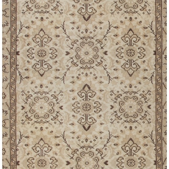 Hand-Knotted Vintage Turkish Rug, Home Decor Carpet. 4 x 7 Ft (120 x 212 cm)