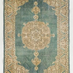 Hand-Knotted Vintage Turkish Rug, Home Decor Wool Carpet. 4 x 7 Ft (122 x 215 cm)