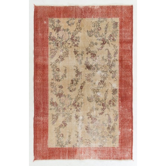 Handmade Vintage Accent Rug, Floral Design Central Anatolian Carpet. 4.6 x 7.5 Ft (140 x 227 cm)