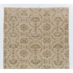 Handmade Vintage Rug, Floral Patterned Anatolian Carpet. 4.8 x 9 Ft (145 x 275 cm)