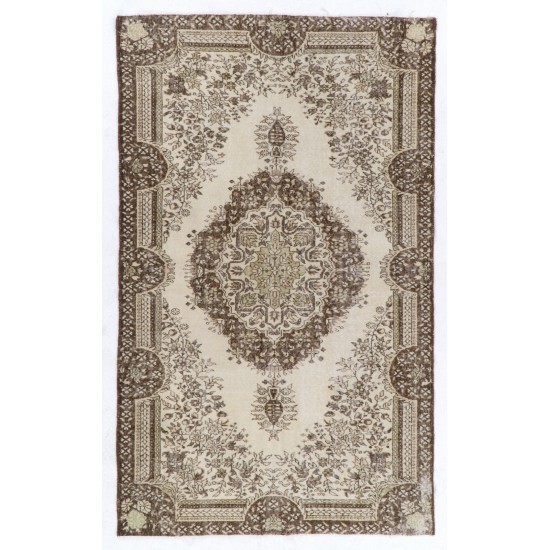 Vintage Hand-Knotted Central Anatolian Rug, Turkish Antique Washed Mid-Century Carpet. 5.5 x 8.9 Ft (165 x 270 cm)