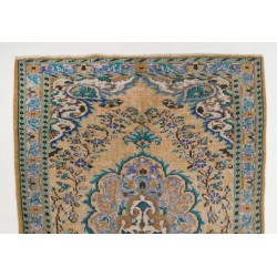 Vintage Handmade Turkish Oushak Wool Rug with Medallion Design. 5.7 x 7.9 Ft (172 x 240 cm)