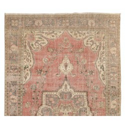 Mid-Century Handmade Turkish Oushak Wool Rug with Medallion Design. 5.7 x 9.8 Ft (173 x 298 cm)