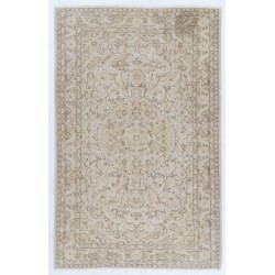 Vintage Hand-Knotted Central Anatolian Rug, Turkish Antique Washed Mid-Century Carpet. 6.3 x 9.9 Ft (190 x 300 cm)