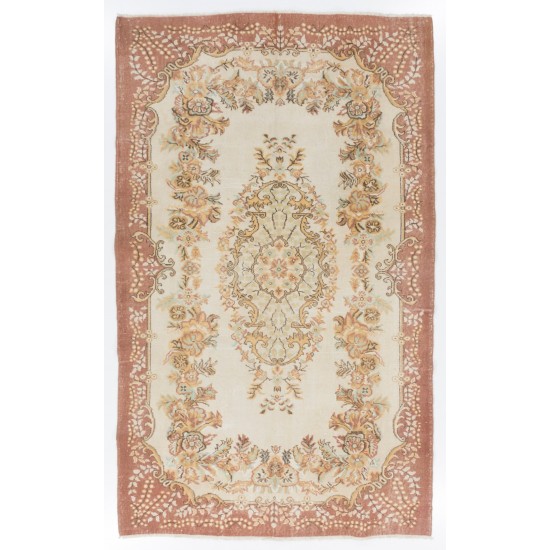 Mid-Century Handmade Turkish Floral Medallion Design Rug. 6.3 x 10.2 Ft (190 x 308 cm)