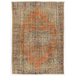 Hand-Knotted Vintage Central Anatolian Rug Made of Wool. 6.4 x 9 Ft (195 x 273 cm)