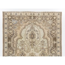 Handmade Vintage Rug, Floral Patterned Anatolian Carpet. 6.5 x 9.8 Ft (198 x 297 cm)