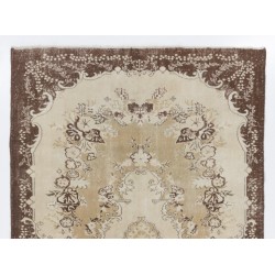 Traditional Vintage Area Rug from Turkey, Ca 1960, Handmade Floor Covering. 6.5 x 9.9 Ft (198 x 300 cm)