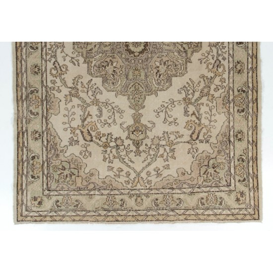 Vintage Hand-Knotted Central Anatolian Rug, Turkish Antique Washed Mid-Century Carpet. 6.6 x 9.4 Ft (199 x 285 cm)