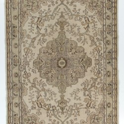 Vintage Hand-Knotted Central Anatolian Rug, Turkish Antique Washed Mid-Century Carpet. 6.6 x 9.4 Ft (199 x 285 cm)