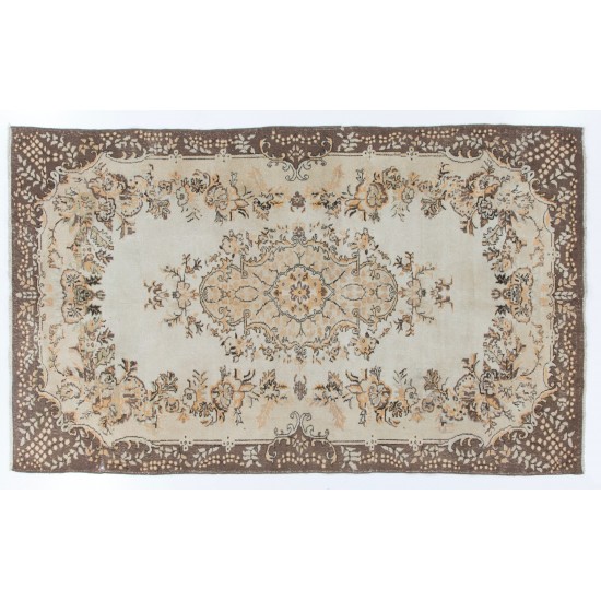 Mid-Century Handmade Turkish Oushak Wool Area Rug with Medallion Design. 6.6 x 10.9 Ft (200 x 330 cm)