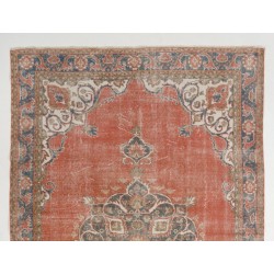 Mid-20th-Century Handmade Turkish Oushak Rug, Very Good Condition. 6.7 x 10.2 Ft (202 x 309 cm)
