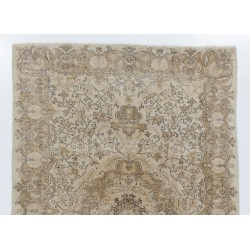 Mid-Century Handmade Turkish Oushak Wool Area Rug with Medallion Design. 6.7 x 9.9 Ft (203 x 300 cm)