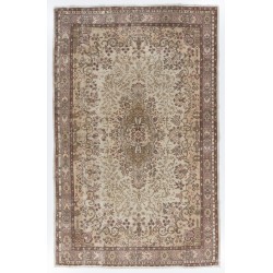 Traditional Vintage Area Rug from Turkey, Ca 1960, Handmade Floor Covering. 6.7 x 10.4 Ft (204 x 314 cm)