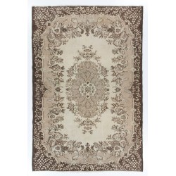 Traditional Vintage Area Rug from Turkey, Ca 1960, Handmade Floor Covering. 6.8 x 10 Ft (207 x 307 cm)