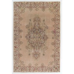 Handmade Vintage Rug, Floral Design Central Anatolian Carpet. 8.3 x 12.5 Ft (250 x 380 cm)